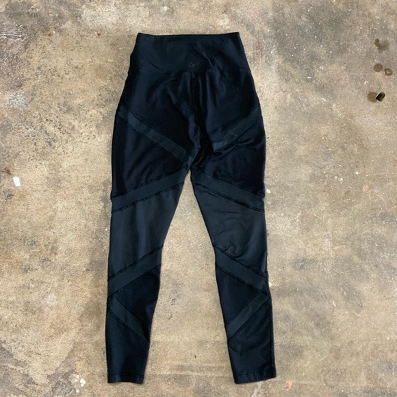 Aerie OFFLINE High Waisted Ribbed Mesh Black Leggings M AEO - OBO - Picture 2 of 7